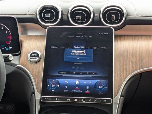 Used 2024 Mercedes-Benz GLC 300 4MATIC image 20