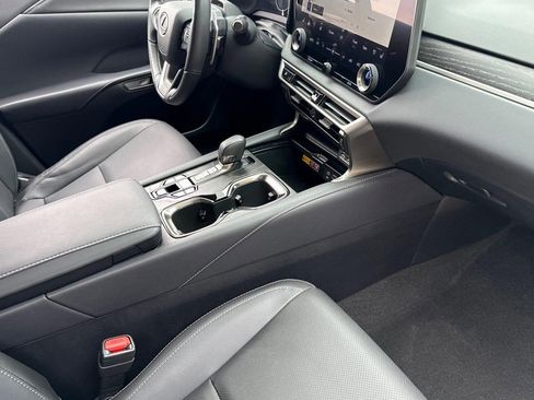 Certified 2024 Lexus RX 350 Premium w/ Convenience Package image 32