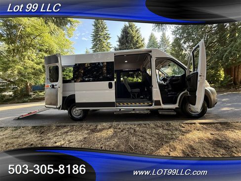 Used 2016 RAM ProMaster 2500 w/ Premium Appearance Group image 38