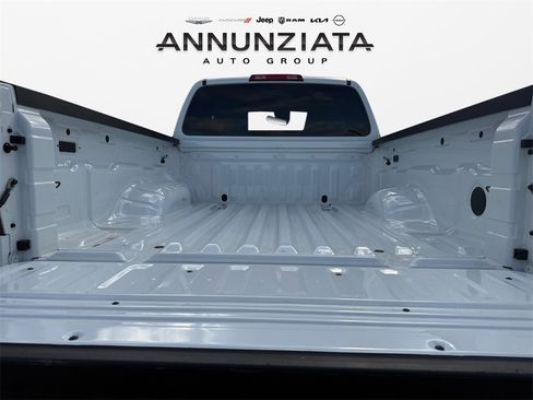 Certified 2025 Nissan Frontier SV image 18
