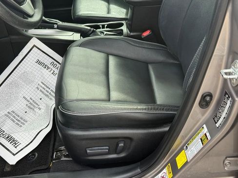 Used 2015 Toyota Corolla LE Premium image 15