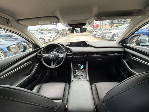 Used 2020 MAZDA MAZDA3 Sedan w/ Select Package FWD image 9