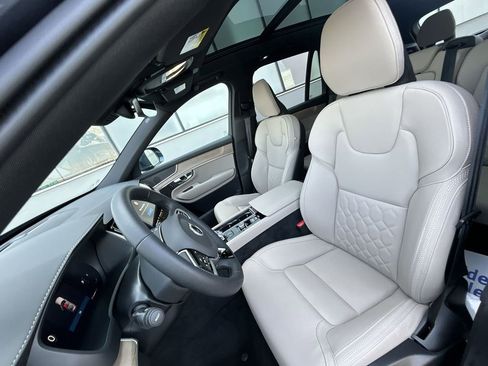 New 2026 Volvo XC90 B6 Plus image 15