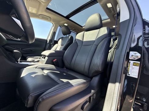 Used 2024 Subaru Ascent Touring w/ Popular Package #2 image 11
