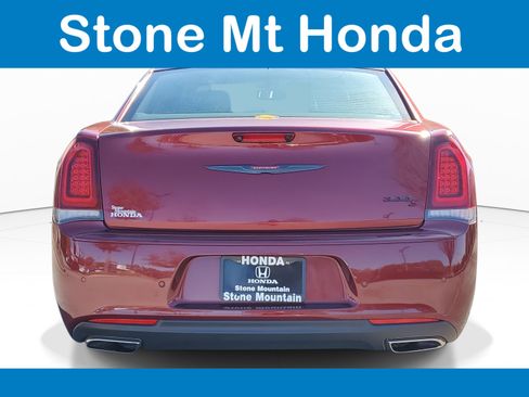 Used 2023 Chrysler 300 S image 5