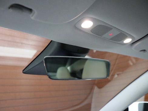 Used 2020 Tesla Model 3 Performance image 54