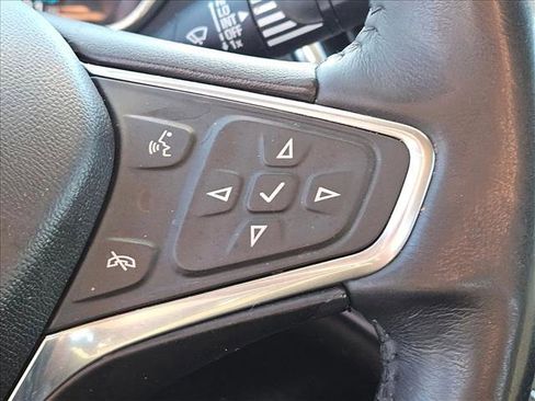 Used 2018 Chevrolet Volt Premier w/ Driver Confidence Package image 18