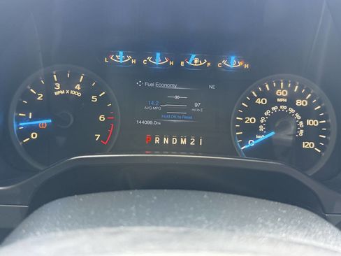 Used 2015 Ford F150 XLT w/ Equipment Group 302A Luxury AWD/4WD image 25