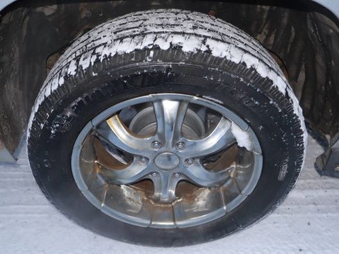 Used 2015 Chevrolet Suburban LTZ image 22