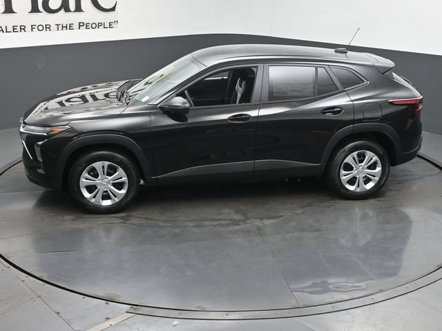 New 2026 Chevrolet Trax LS FWD image 36