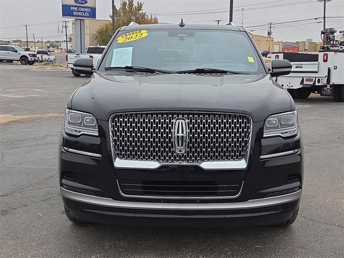 Used 2022 Lincoln Navigator Reserve image 8