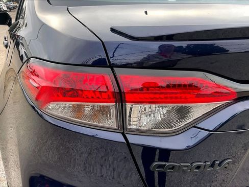 Used 2026 Toyota Corolla SE image 28