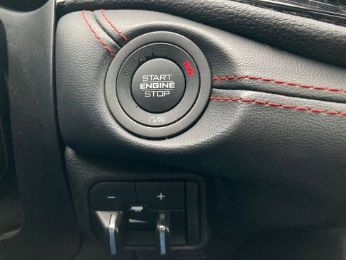 Used 2024 Dodge Durango GT RWD image 18