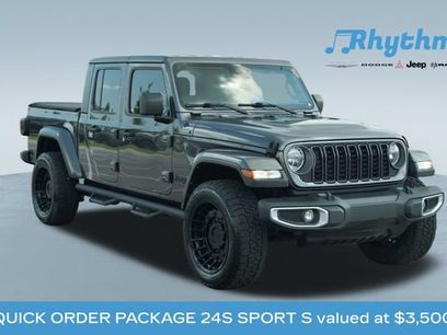 Used 2024 Jeep Gladiator Sport