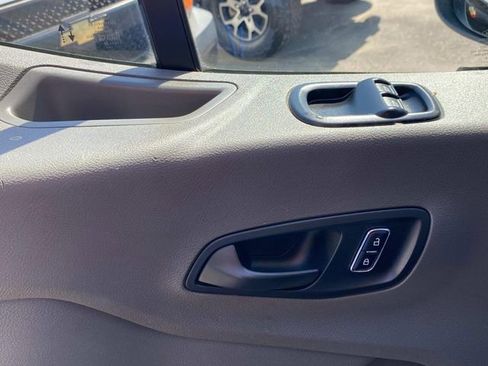 Used 2024 Ford Transit 250 148 Medium Roof Extended AWD w/ Load Area Protection Package image 18