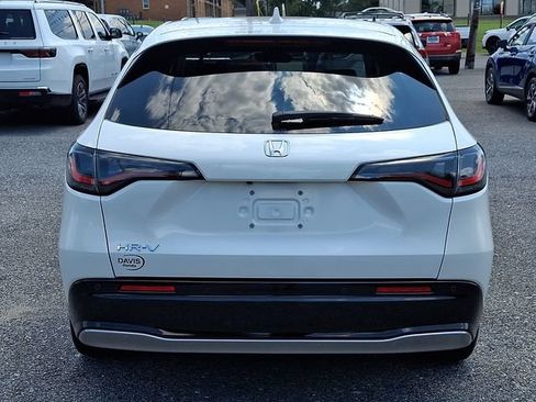 Certified 2025 Honda HR-V EX-L image 5