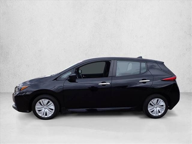 Used 2025 Nissan Leaf S FWD image 2
