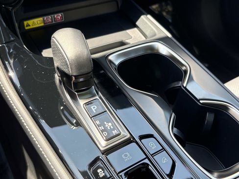 Used 2024 BMW 330i xDrive 330i xDrive Sedan AWD w/ Premium Package image 27