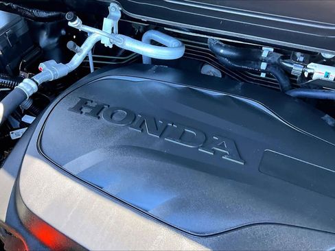 Used 2022 Honda Ridgeline Black Edition image 32