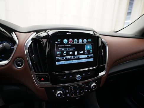 Used 2018 Chevrolet Traverse High Country image 6