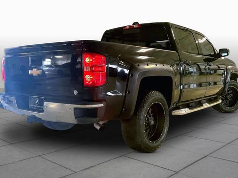 Used 2018 Chevrolet Silverado 1500 LT w/ Texas Edition image 11