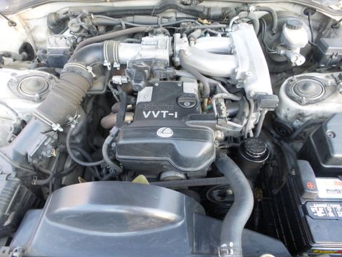 Used 2000 Lexus SC 300 Coupe image 10