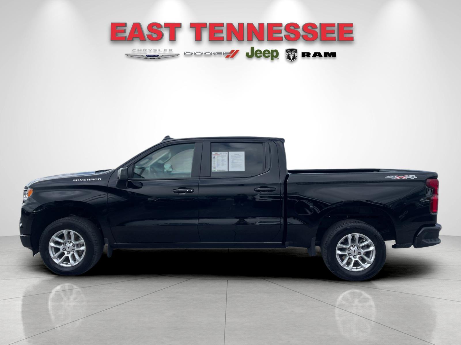Used 2026 Chevrolet Silverado 1500 RST AWD/4WD image 6