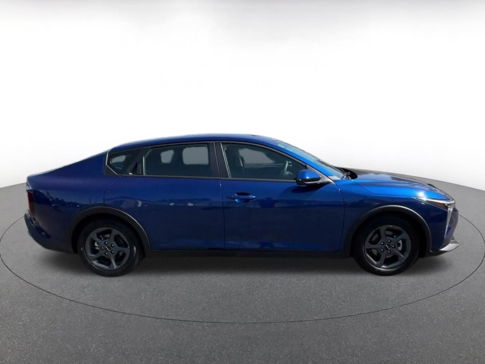 Used 2026 Kia K4 FWD image 15