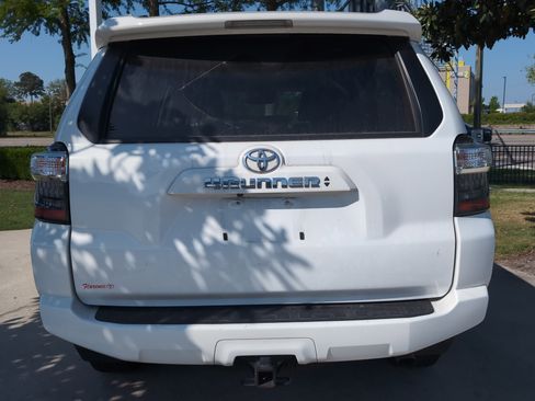 Used 2023 Toyota 4Runner SR5 image 9