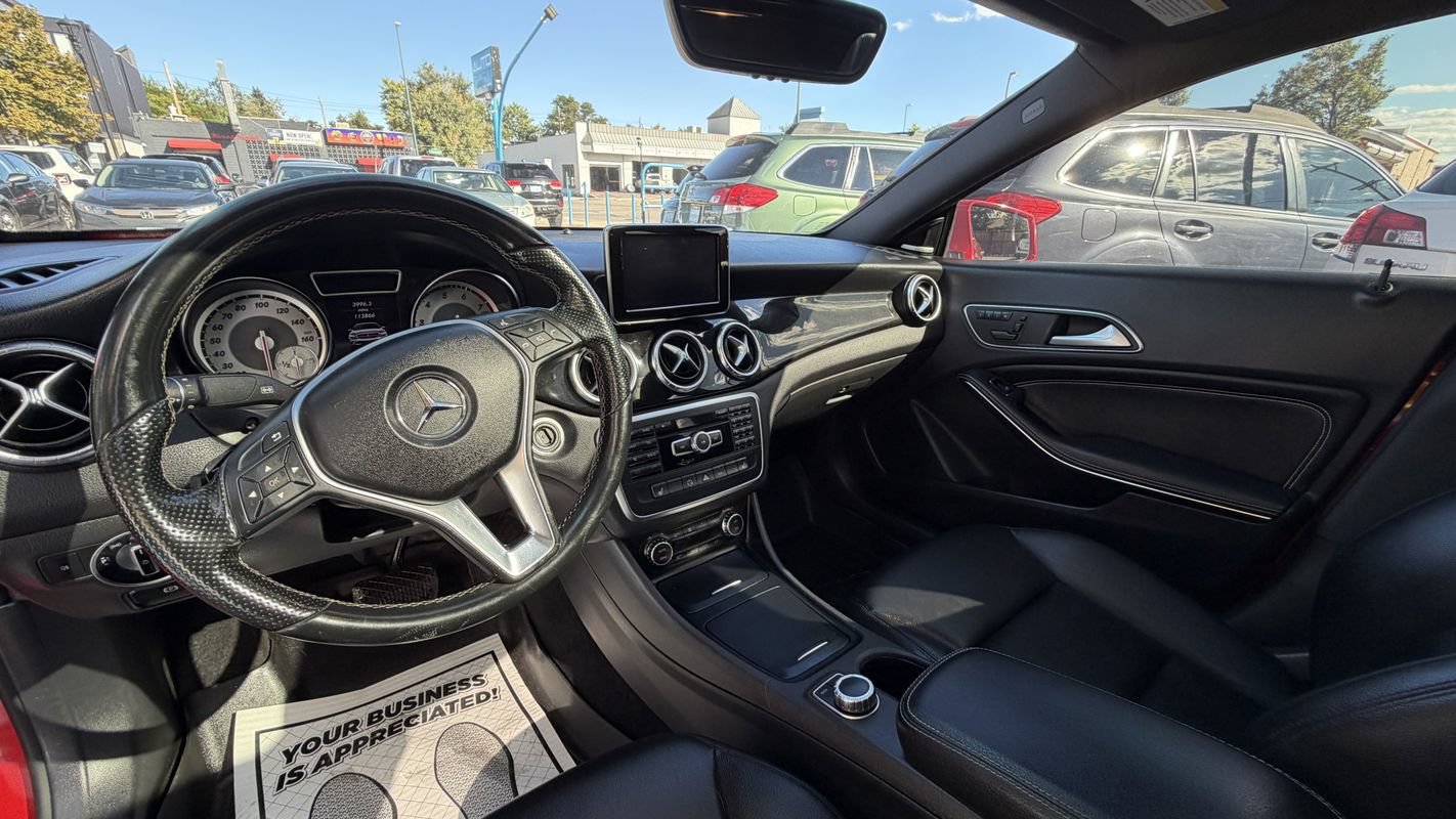 Used 2014 Mercedes-Benz CLA 250 4MATIC image 9