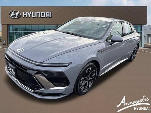 Used 2024 Hyundai Sonata SEL AWD/4WD image 1