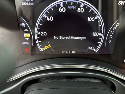 Used 2015 Jeep Grand Cherokee Overland image 20