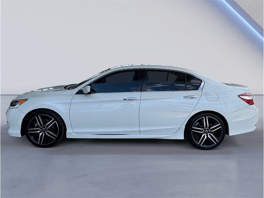 Used 2016 Honda Accord Sport image 3