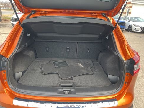 Used 2020 Nissan Rogue Sport SV w/ All-Weather Package image 11