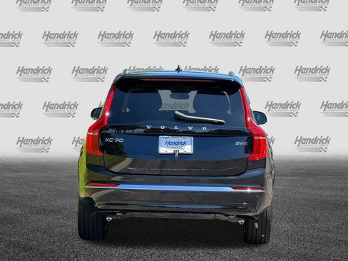 Used 2025 Volvo XC90 B6 Ultra image 6
