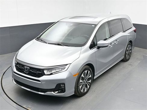 Used 2025 Honda Odyssey Elite image 15