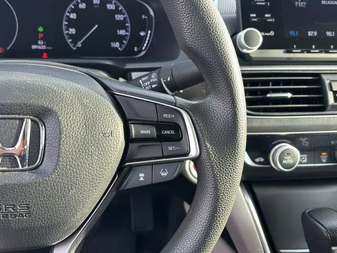 Used 2020 Honda Accord LX image 18