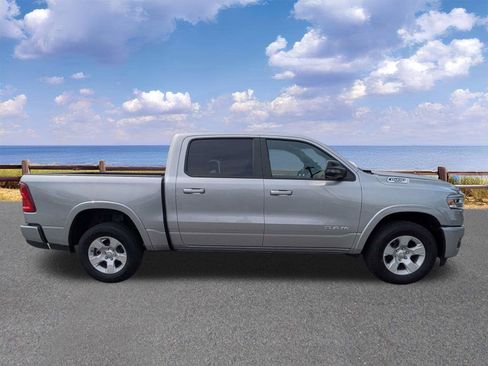 Certified 2025 RAM 1500 Big Horn AWD/4WD image 9