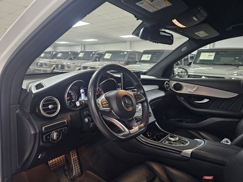 Certified 2019 Mercedes-Benz GLC 300 GLC 300 image 5