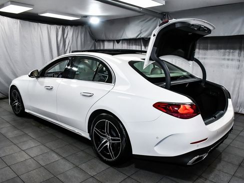 Used 2025 Mercedes-Benz E 450 4MATIC Sedan image 65