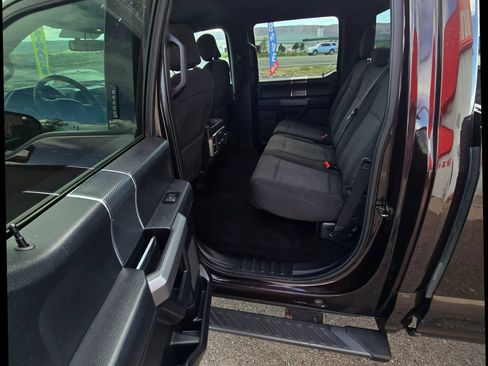 Used 2018 Ford F150 XLT w/ Equipment Group 302A Luxury AWD/4WD image 10