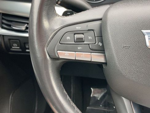 Used 2023 Cadillac XT4 Premium Luxury image 14