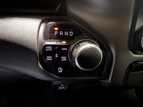 Used 2021 RAM 1500 Big Horn AWD/4WD image 4