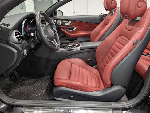 Used 2019 Mercedes-Benz C 300 4MATIC Cabriolet image 4