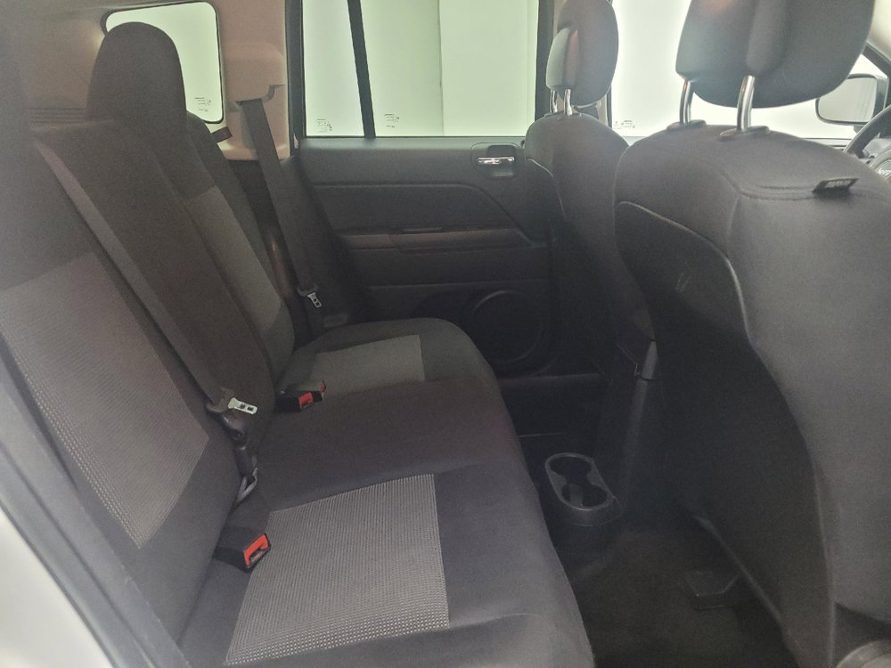 Used 2014 Jeep Compass Sport w/ Power Value Group FWD image 19