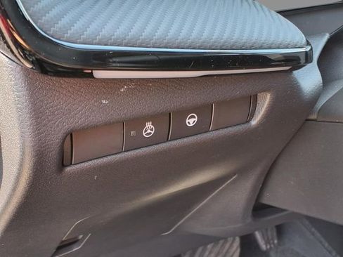 New 2025 Nissan Kicks SR w/ SR Premium Package AWD/4WD image 16