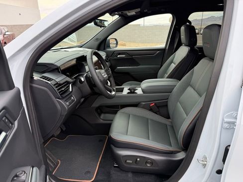 New 2026 GMC Acadia AT4 image 10