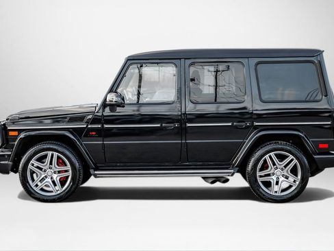Used 2017 Mercedes-Benz G 63 AMG 4MATIC image 9