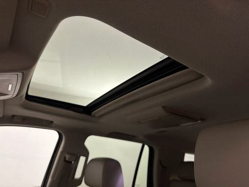 Used 2016 GMC Yukon SLT w/ Open Road Package RWD image 15