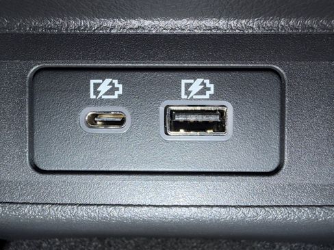 Used 2023 Nissan Altima 2.5 SR w/ SR Premium Package FWD image 34